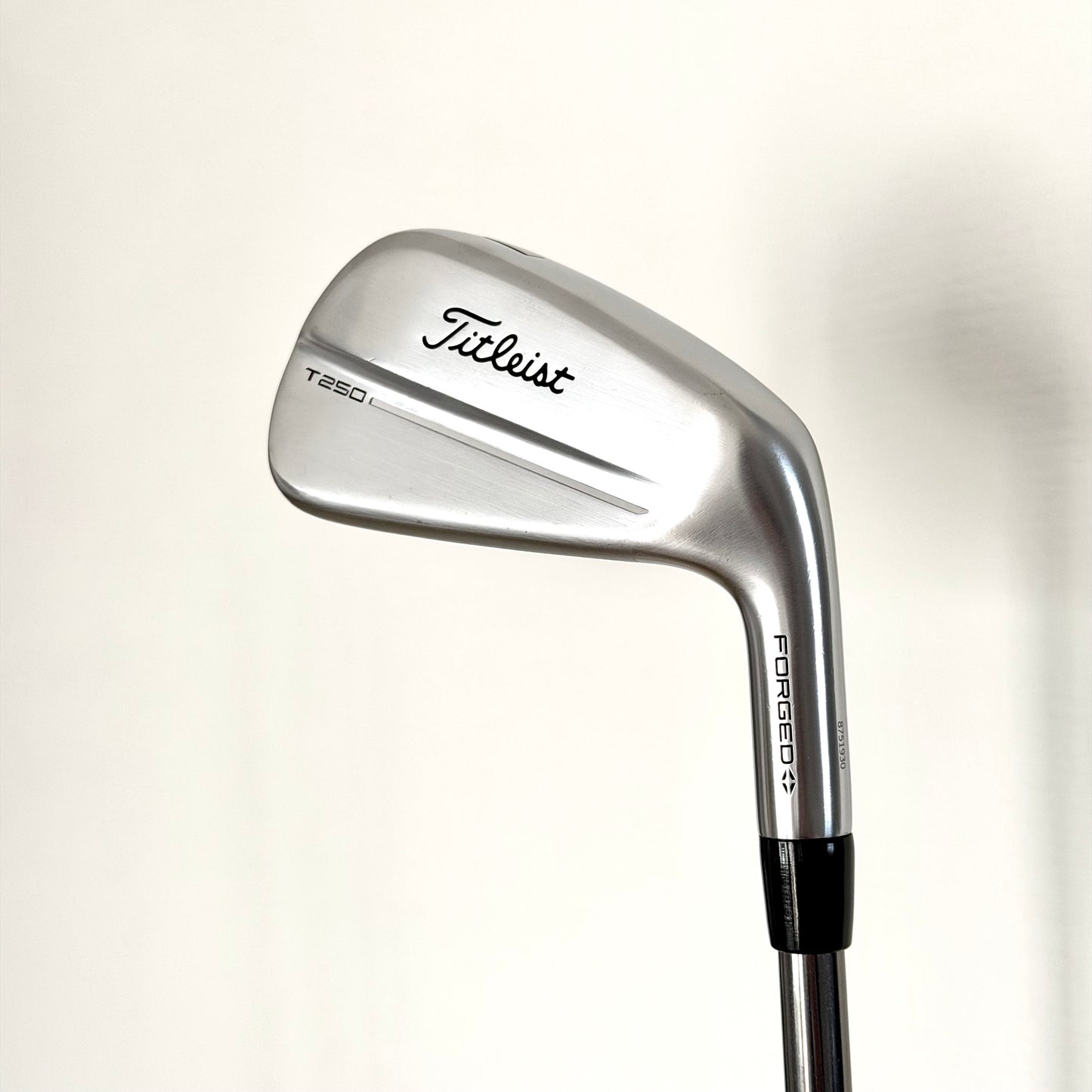 Titleist T250 Järnset (P–5)