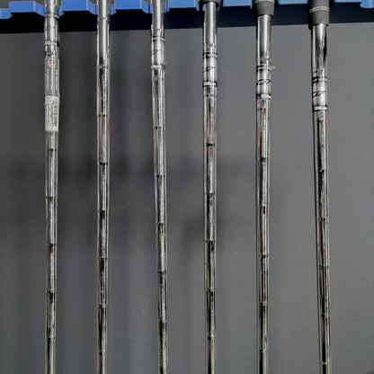 Wilson D7 XS Järnset (5–P)