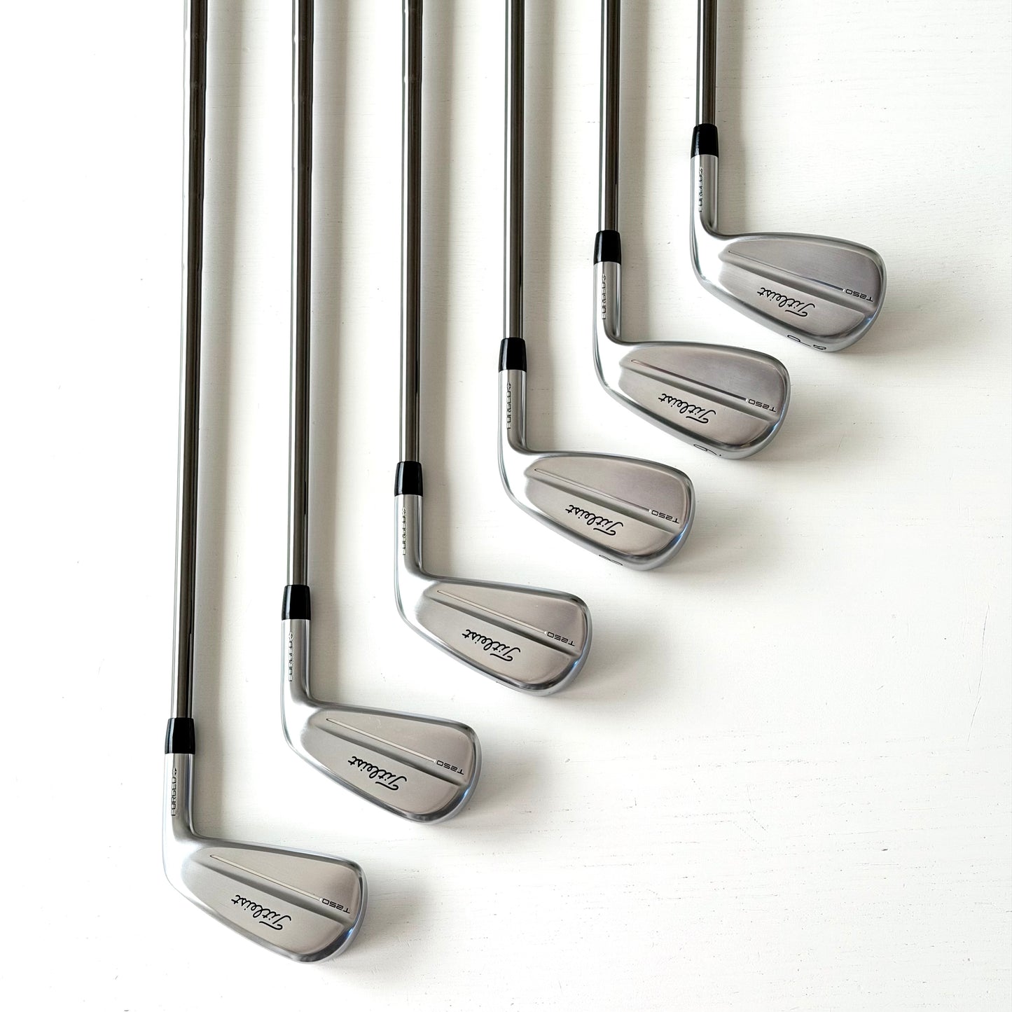 Titleist T250 Järnset (P–5)