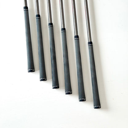 Titleist T250 Järnset (P–5)