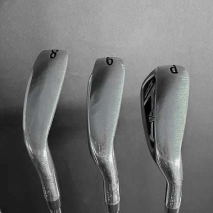 Wilson D7 XS Järnset (5–P)