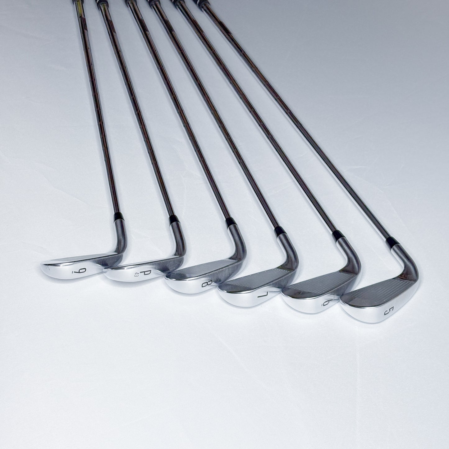 Titleist T300 2021 Järnset (5–P)