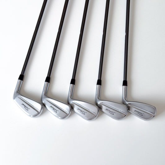 Titleist T250 Launch Spec Järnset (P–6)